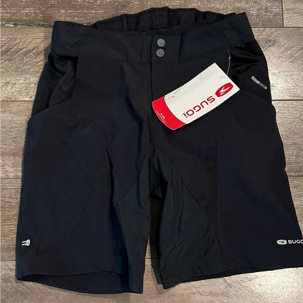 SUGOI Women’s Evo-X Short Black Loose Fit